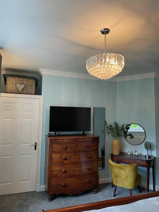 Whitehall, Thomas Turnbull Flat 3 Beautiful Apartment In Georgian House Whitby Exterior foto