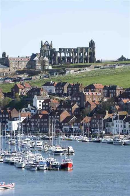 Whitehall, Thomas Turnbull Flat 3 Beautiful Apartment In Georgian House Whitby Exterior foto